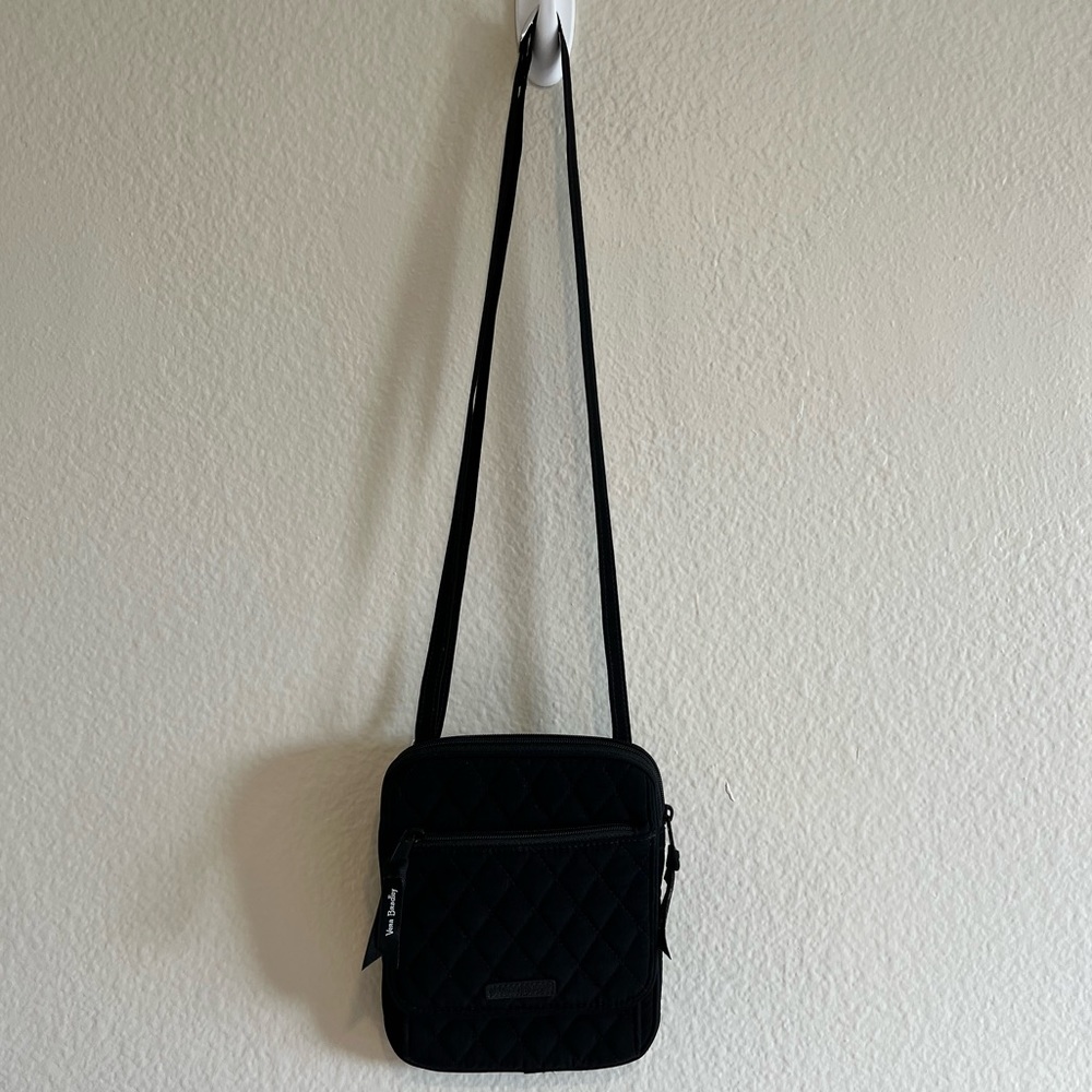 Vera Bradley Crossbody bag. Never worn.